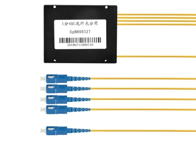 1分4 盒式光纖分光器